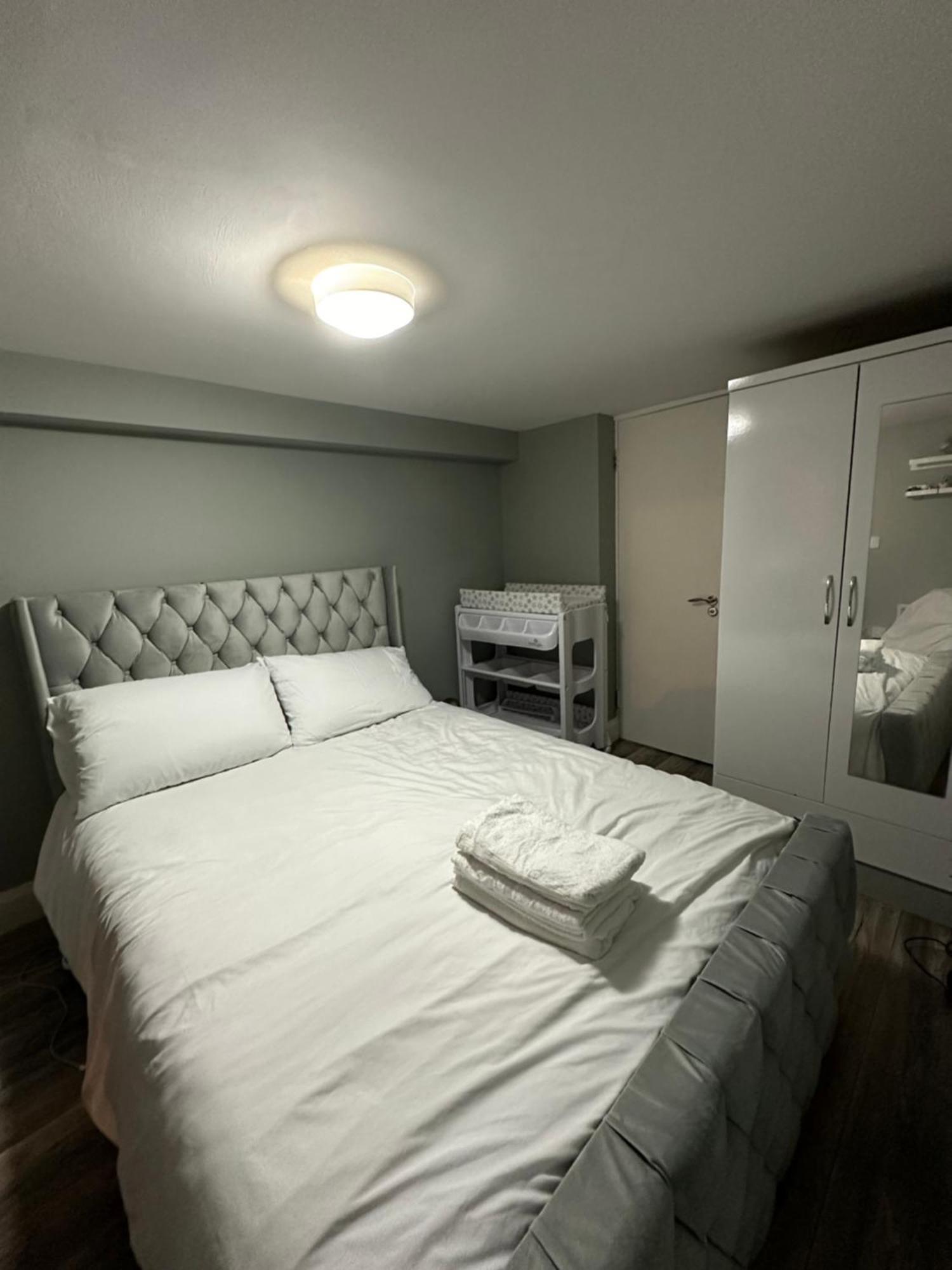 Entire Apartment In Dublin Ngoại thất bức ảnh